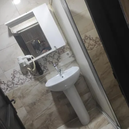 Rum i privatbostad Esrabutikotel *