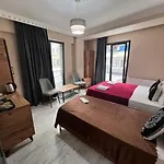 Esrabutikotel Homestay szállás *